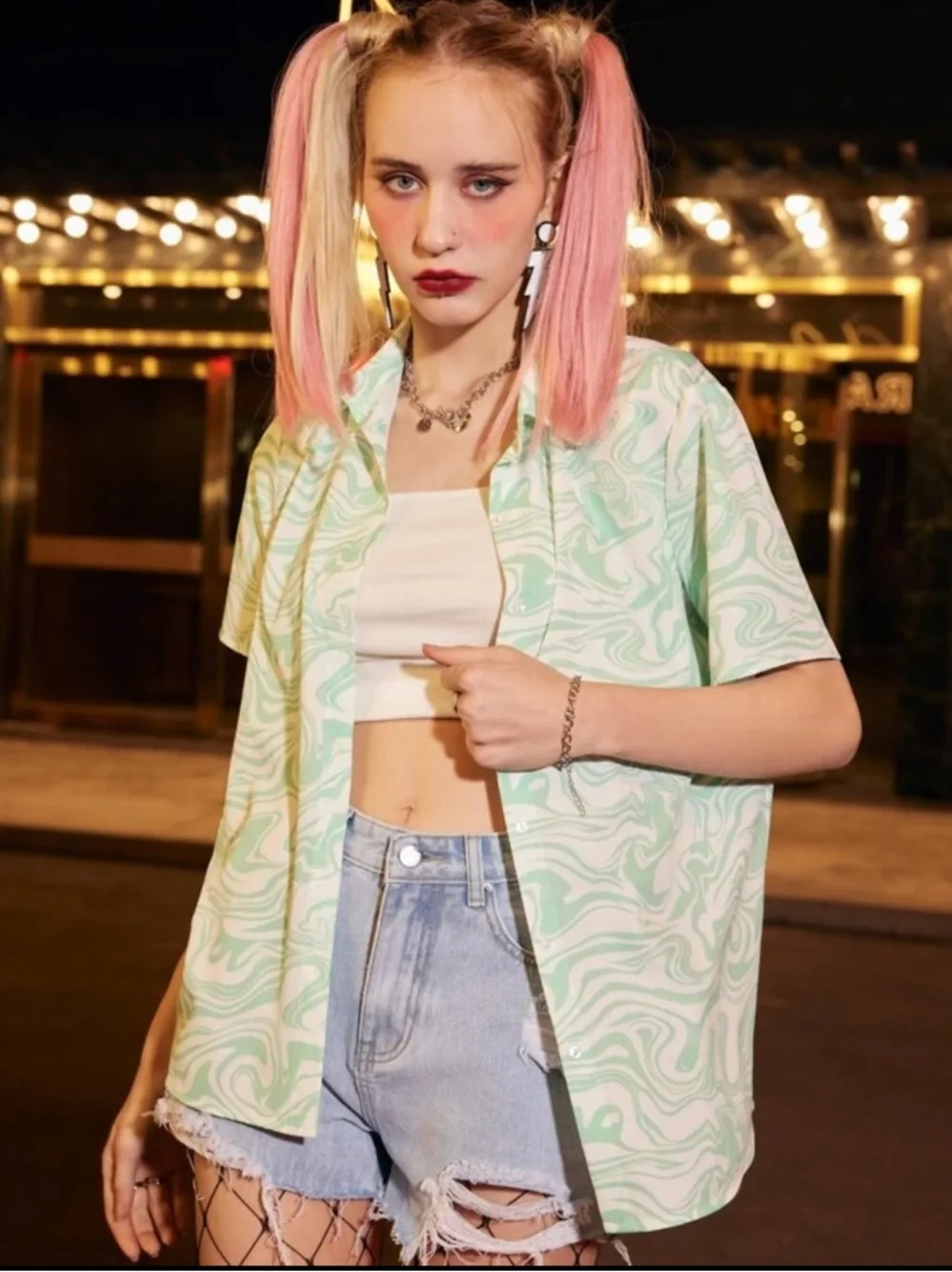 ROMWE Mint Green Swirl Short Sleeve Button-Down Shirt - Picture 3 of 5